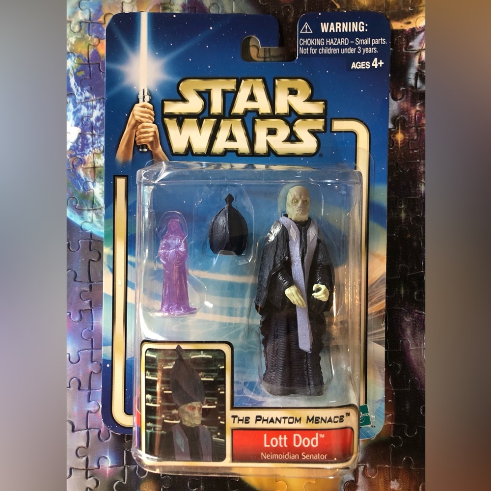 STAR WARS Collectible Action Figure by Hasbro Neimoidian Senator, Lott Dod-New!